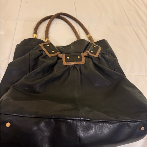 Charles David Black Leather Tote Bag - Picture 3 of 4